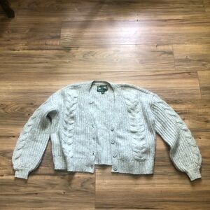 Nwot grey cardigan American eagle